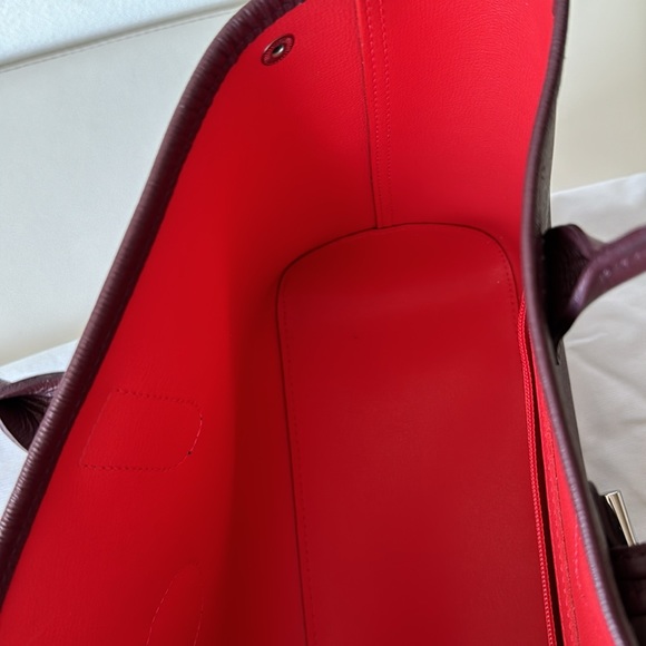 Longchamp Leather Shoulder Bag in Excellent condition - Picture 10 of 16